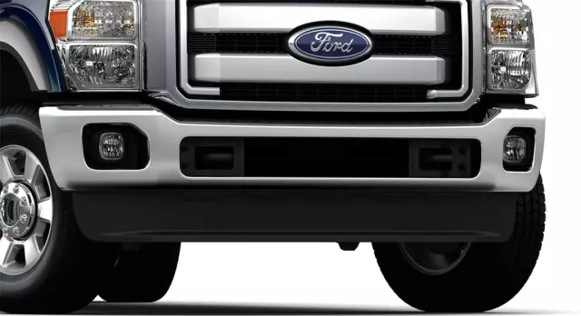 BC3Z15200BA - Exterior: Fog Lights - Xlt for Ford: E-350 Super Duty, E-450 Super Duty, F-250 Super Duty, F-350 Super Duty, F-450 Super Duty, F-550 Super Duty Image