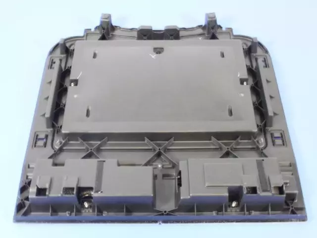 5JP981J8AL - Body: Storage Cover for Jeep: Grand Cherokee Image