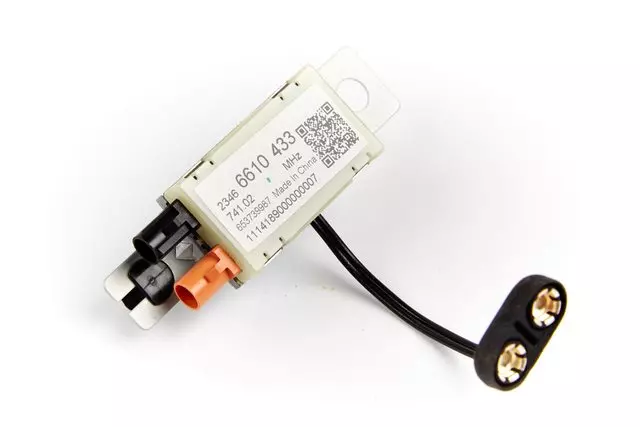 AM/FM Radio Antenna Amplifier - GM (84518582)