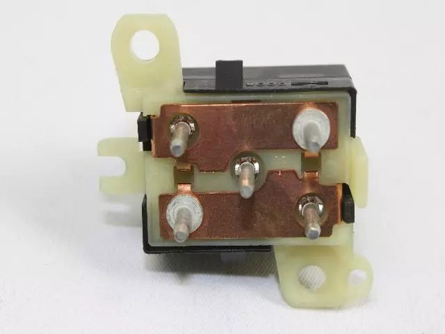 1 Gang Switch - Mopar (56042064)