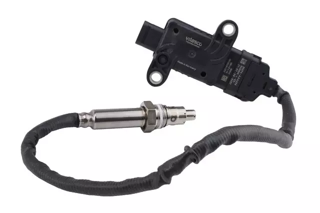 40009339 - Electrical: Nitrogen Oxide Sensor for Cadillac: Escalade, Escalade ESV | Chevrolet: Suburban, Tahoe | GMC: Yukon, Yukon XL Image