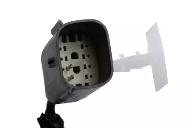 Part# 84074804 Front Object Alarm Sensor Wiring Harness - GM (84074804)