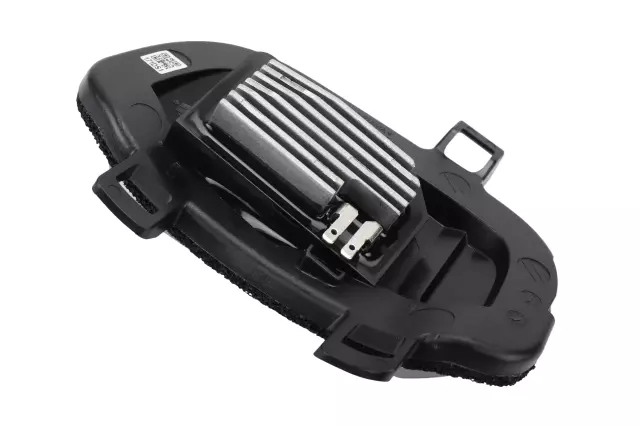 84309723 - Body: Puddle Lamp for Chevrolet: Silverado 1500, Silverado 1500 LTD | GMC: Sierra 1500, Sierra 1500 Limited Image