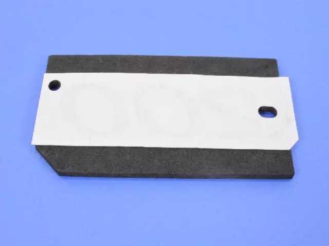 Nameplate, Right - Mopar (68095200AA)