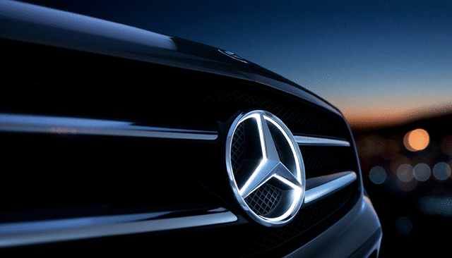 Illuminated Mercedes Star - Chrome - Mercedes-Benz (1668177500)