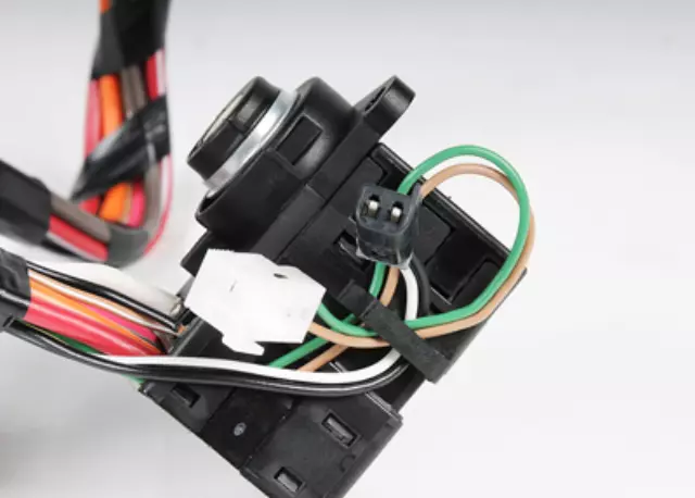 26068757 - : 1997-2004 GM Ignition Switch for Buick: Century, Regal, Riviera | Pontiac: Grand Prix Image