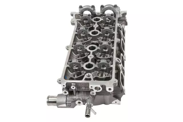 19185122 - Engine: Cylinder Head for Pontiac: Vibe Image