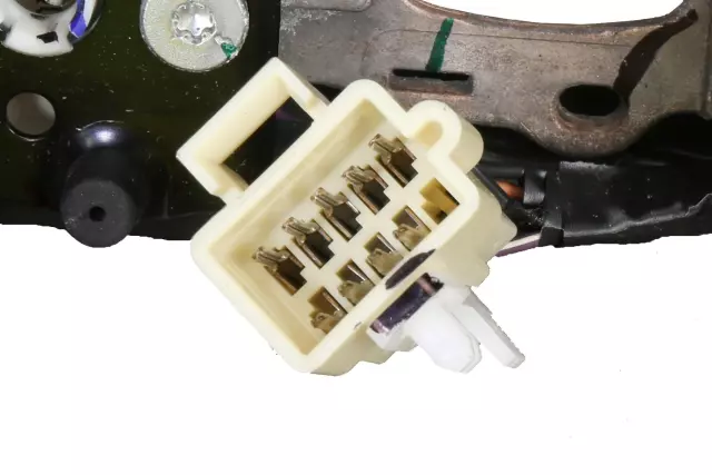 Part# 20780907 Dark Titanium Steering Wheel - GM (20780907)