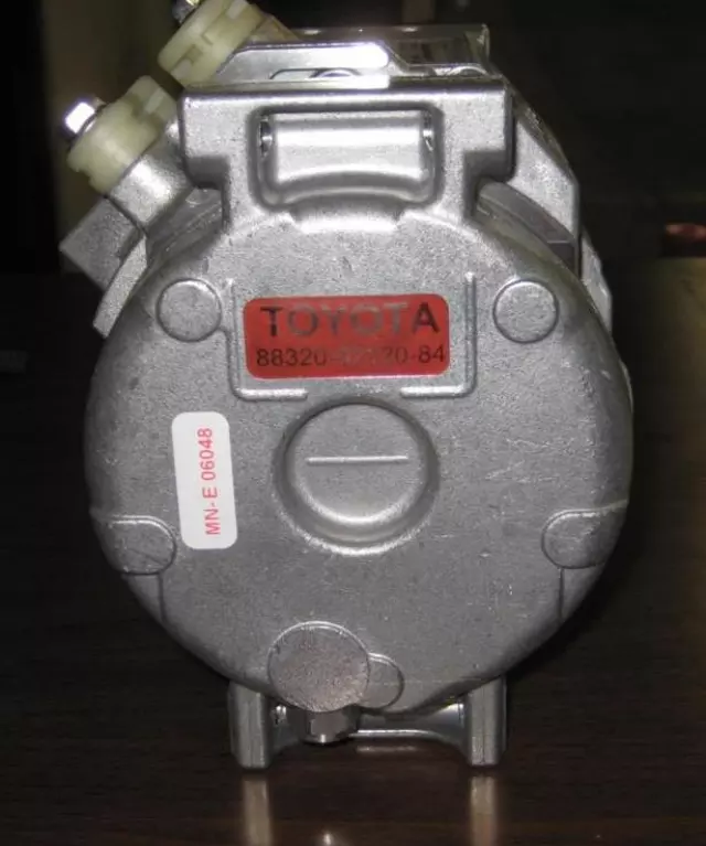 8832002120 - : Compressor for Toyota: Corolla, Matrix Image