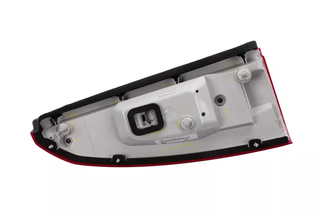 Passenger Side Tail Lamp - GM (15858152)