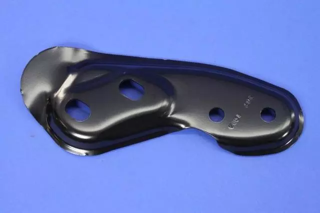 Crossmember Bracket, Left - Mopar (04877367AC)