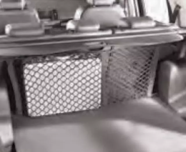 Loadspace Net - Rear Seat - Land-Rover (VPLCS0588)