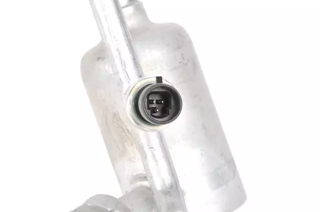 Air Conditioning Compressor and Condenser Hose Assembly - GM (23359301)