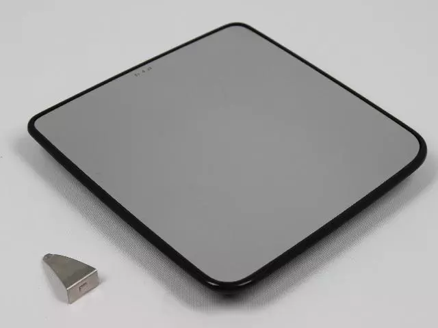 Mirror Replacement Glass, Left - Mopar (68125581AA)