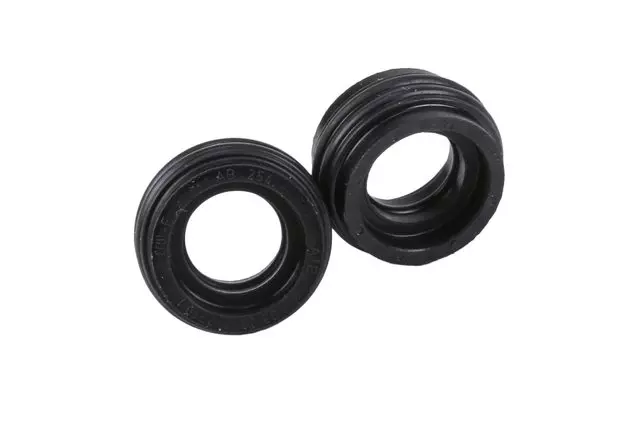 19316595 - Body: Master Cylinder Grommet for GM Image