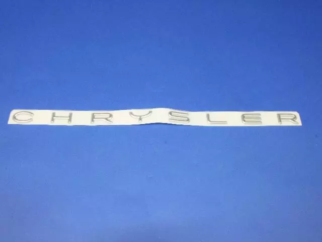 Chrysler Nameplate - Mopar (4805060)
