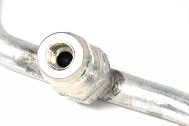 23212349 - : 2015-2016 GM - Air Conditioning Evaporator Hose for GM Image