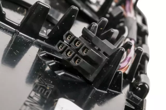 25823061 - Body: Mirror Glass for Cadillac: DTS Image