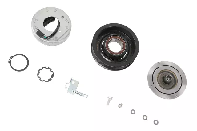 86792416 - HVAC: Clutch &amp; Pulley for Buick: LaCrosse, Regal Sportback | Cadillac: XT5, XT6 | Chevrolet: Blazer | GMC: Acadia Image