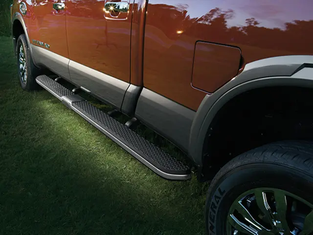 999T6W3602 - Exterior: Running Boards With Light, Driver Side for Nissan: TITAN XD Image