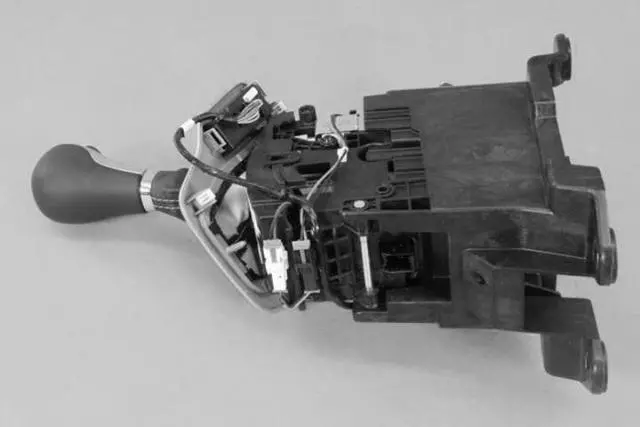 Shifter - Mopar (6MD121UCAD)