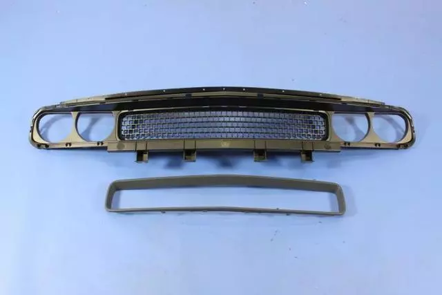 68109855AB - Exterior Ornamentation: Radiator Grille for Dodge: Challenger Image