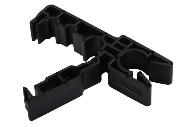 Brake and Fuel Pipe Clip - GM (84642945)