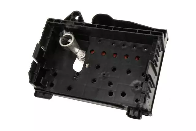 Fuse Block - GM (13302305)