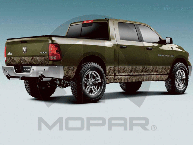 Mossy Oak Vinyl Graphics __ Crew Cab w/5.7' Bed - Mopar (82212740AE)