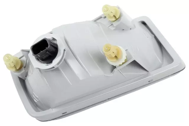 23332241 - Electrical: Fog Lamp Assembly for Chevrolet: Suburban, Suburban 3500 HD, Tahoe | GMC: Yukon, Yukon XL Image