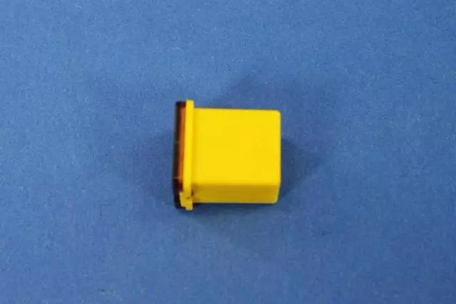 J Case Fuse - Mopar (68144447AA)