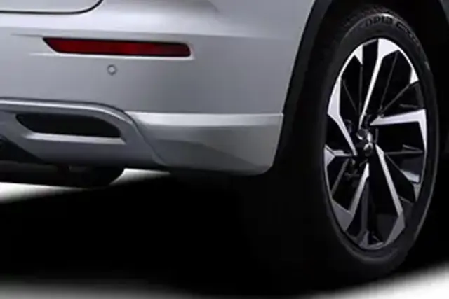 MZ576908EX - Exterior: Rear Corner Effects - White for Mitsubishi Image