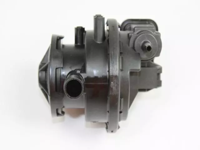 68263922AA - Emission System: Pump for Chrysler: Grand Voyager, Town &amp; Country, Voyager | Dodge: Caravan, Grand Caravan, Ram 1500 | Jeep: Liberty Image