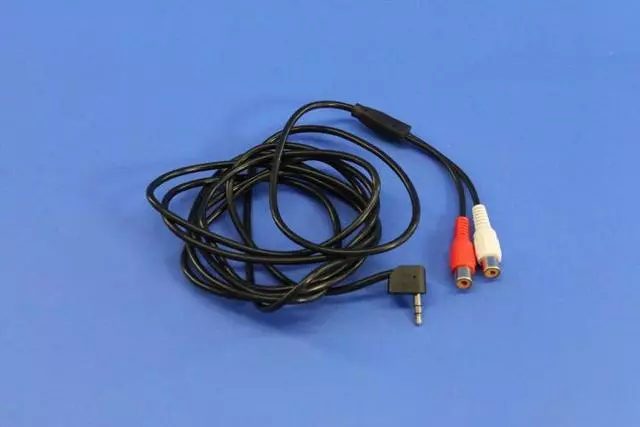 Auxiliary Cable - Mopar (68234654AA)