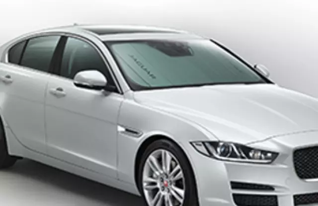 T2H7755 - : Uv Sunshade - Front Windscreen for Jaguar Image