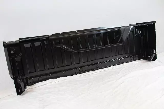 68083864AD - Body Sheet Metal Except Doors: Box Side Inner Panel, Right for Ram: 1500, 2500, 3500 Image