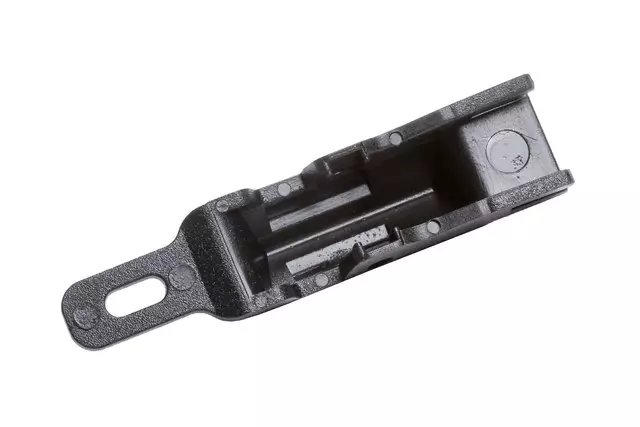 92199667 - Body: Air Deflector Retainer for Chevrolet: SS | Pontiac: G8 Image