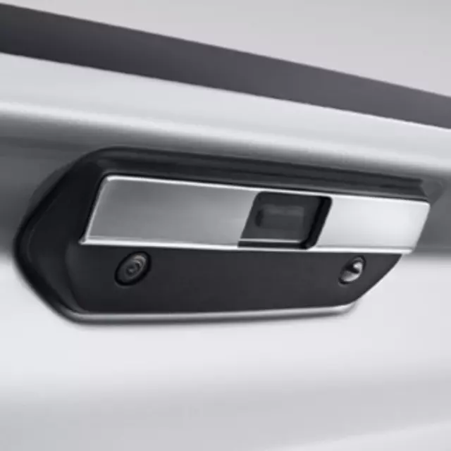 84123315 - : Tailgate Handle, Chrome, Mono Analog Camera for GM Image