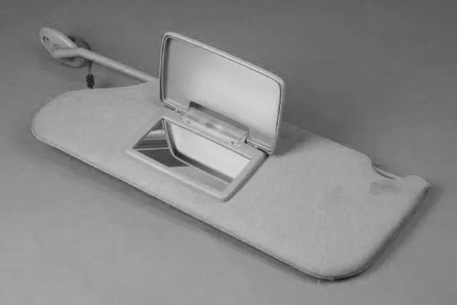 1GW17HL1AB - Body: Sun-visor for Chrysler: 200 Image