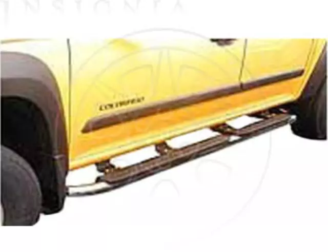 12498038 - Body: Tubular Assist Step, Round, Extended Cab for Chevrolet: Colorado | GMC: Canyon Image