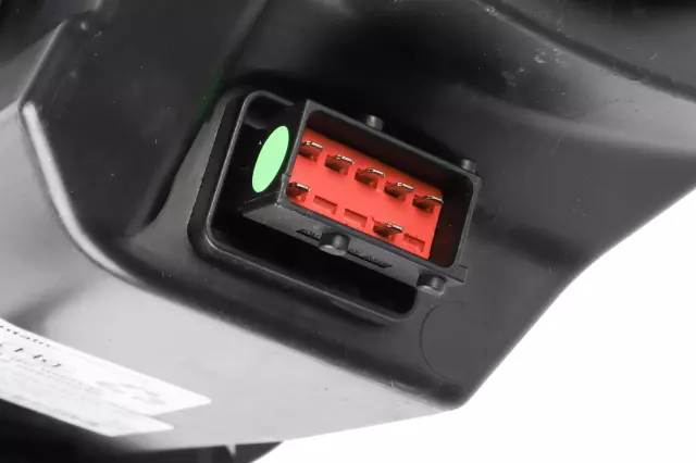 Driver Side Headlamp Kit - GM (19371008)