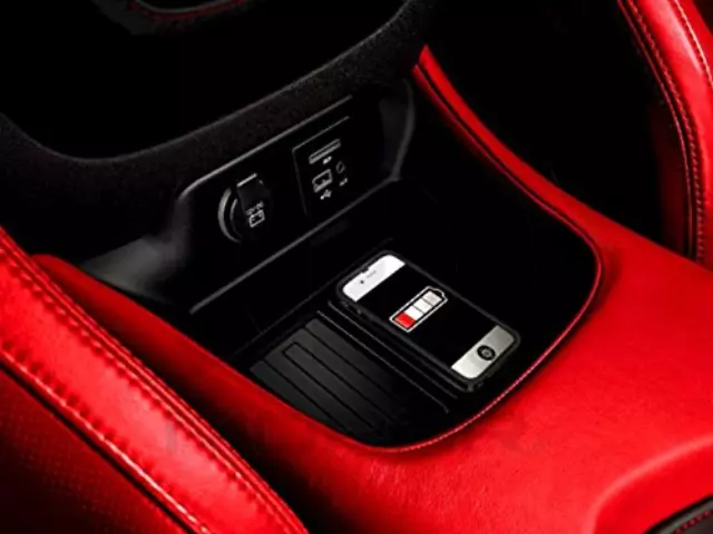 Battery Charger Kit - Mopar (82214869AB)