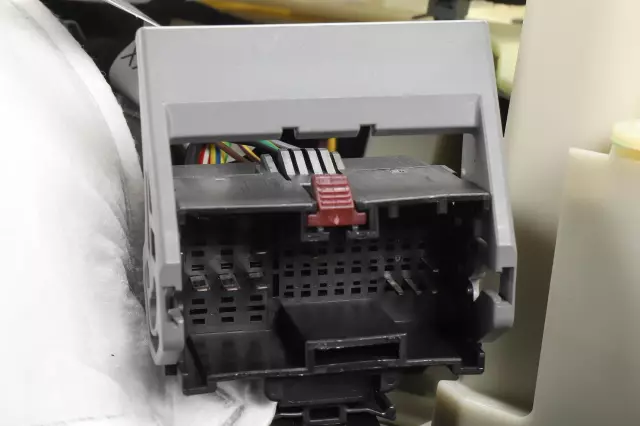 84354316 - Body: Door Trim Panel for Chevrolet: Silverado 1500 LD, Silverado 2500 HD, Silverado 3500 HD | GMC: Sierra 1500 Limited, Sierra 2500 HD, Sierra 3500 HD Image