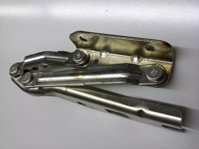 1Q0823301C - : Hinge for Volkswagen: Eos Image