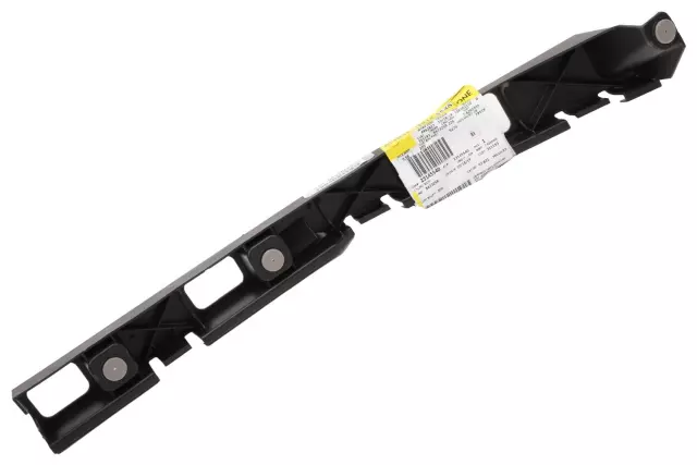 Passenger Side Rear Bumper Fascia Center Bracket - GM (23145540)