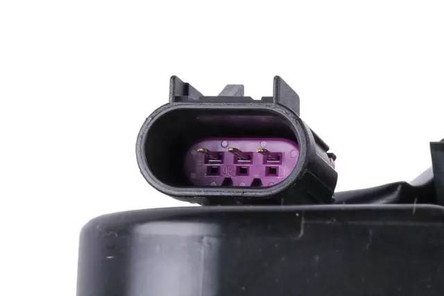 Fuel Tank Filler Pipe Housing - GM (84374049)