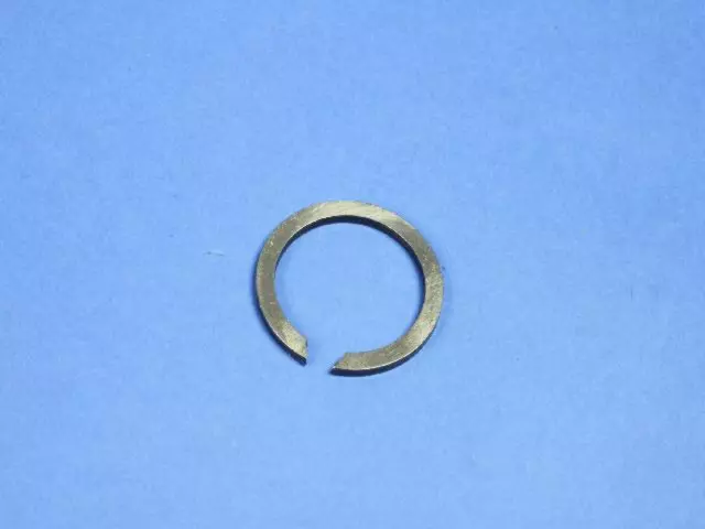 6025755 - NV243; Transfer Case: Snap Ring for Chrysler: Aspen | Dodge: Dakota, Durango, Ram 1500, Ram 2500, Ram 3500 | Jeep: Liberty | Ram: 1500, Dakota Image