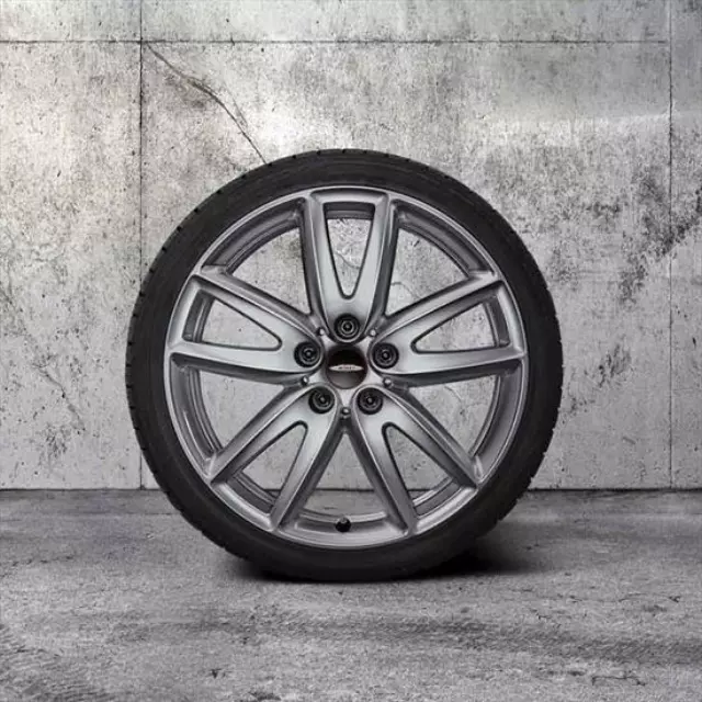 36112413559 - Wheels: 18 Inch Style 520 Grip Spoke Winter Complete for Mini Image