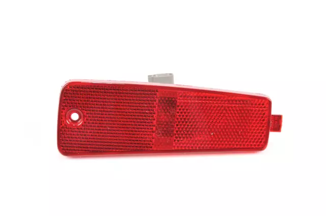 Rear Driver Side Marker Lamp - GM (20890411)