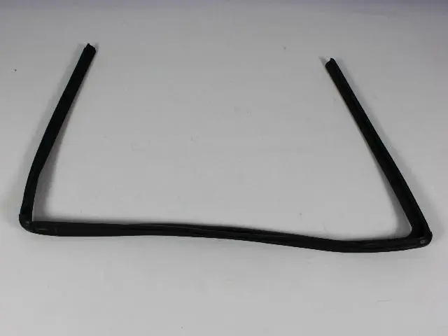 Front Door Glass Weatherstrip, Right - Mopar (5076870AE)